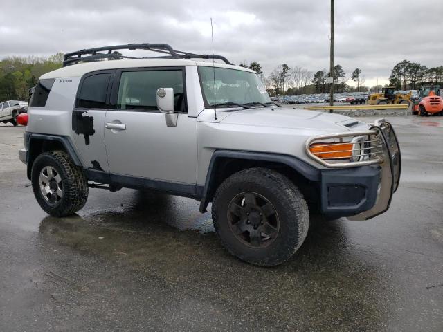 Lot #2438272771 2007 TOYOTA FJ CRUISER salvage car