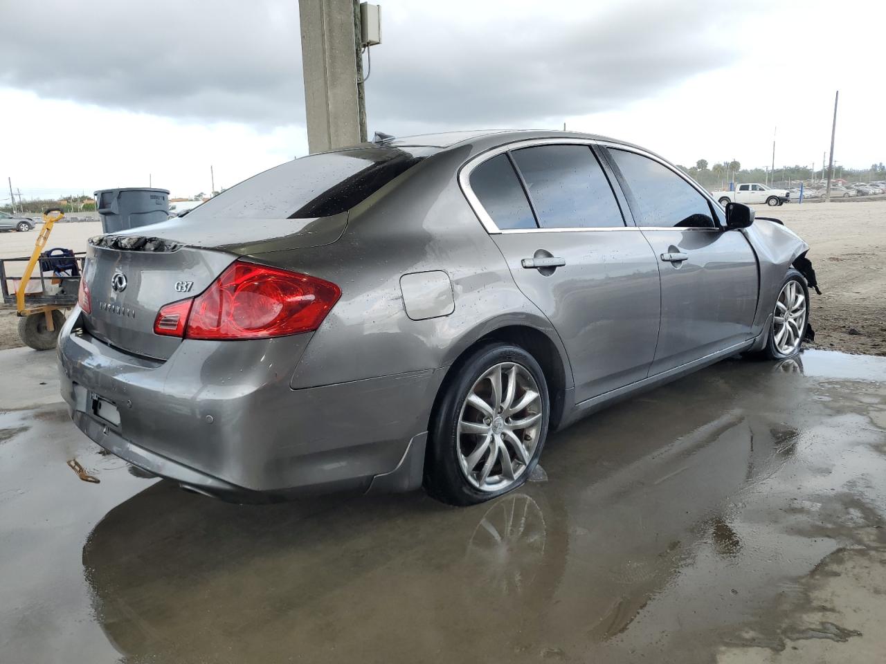 JN1CV6AP1BM505900 2011 Infiniti G37 Base