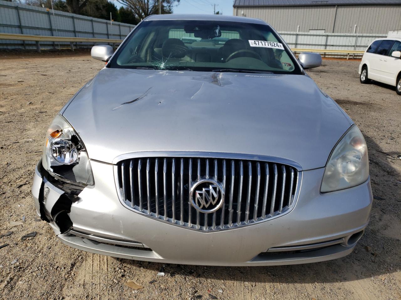 1G4HJ5EM5BU141677 2011 Buick Lucerne Cxl