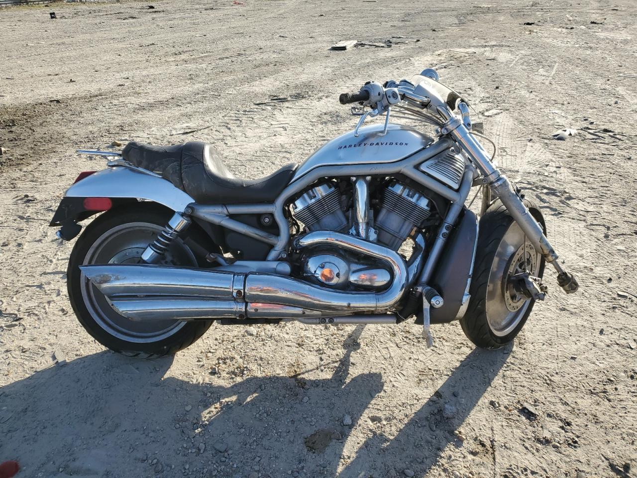 1HD1HAZ1X2K805850 2002 Harley-Davidson Vrsca