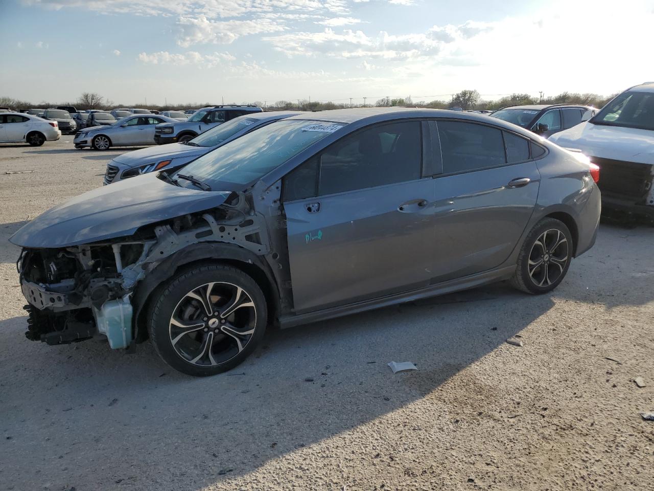 1G1BE5SM6K7131413 2019 Chevrolet Cruze Lt