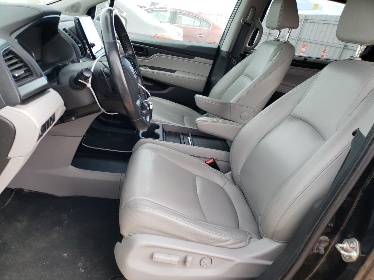 2019 Honda Odyssey Exl vin: 5FNRL6H79KB025647