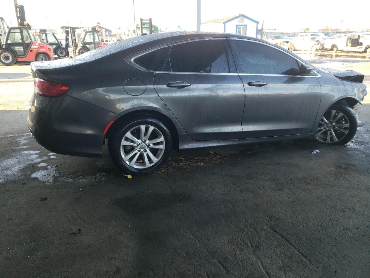 2015 Chrysler 200 Limited vin: 1C3CCCAB4FN633557