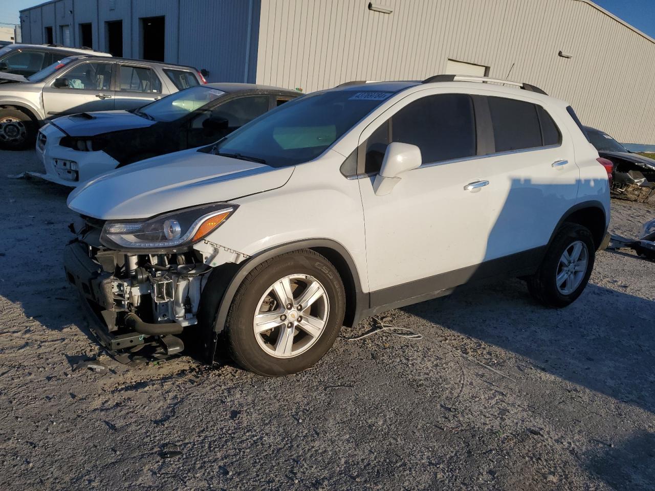 Lot #2413703000 2019 CHEVROLET TRAX 1LT