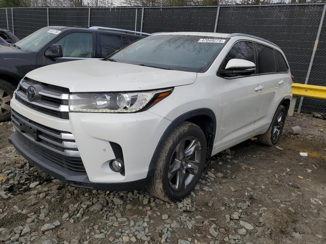 5TDDZRFH7JS896501 2018 Toyota Highlander Limited