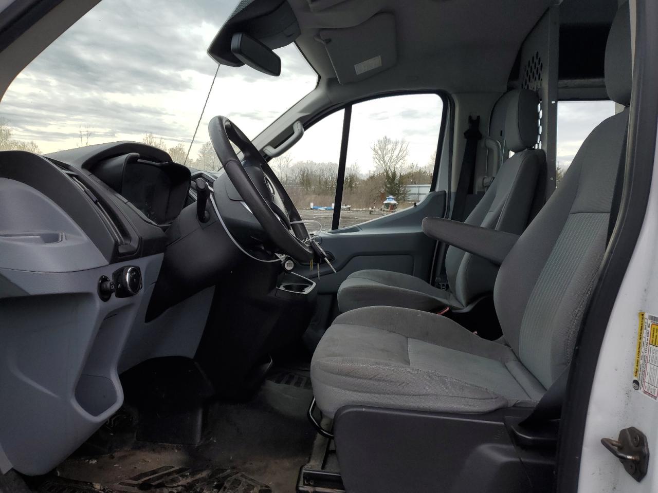 1FTYR1ZM3GKB35931 2016 Ford Transit T-250