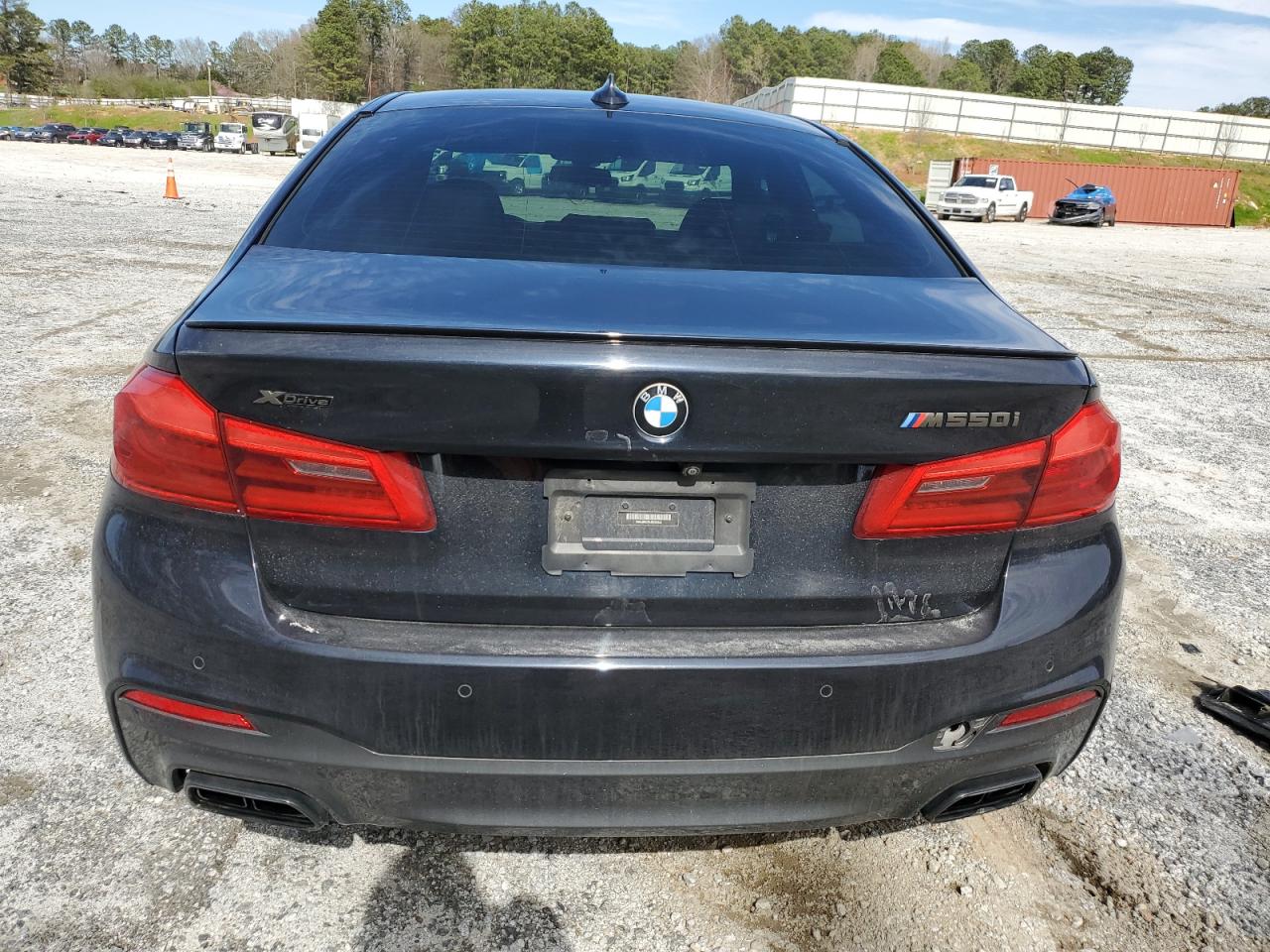 2018 BMW M550Xi vin: WBAJB9C54JB286822