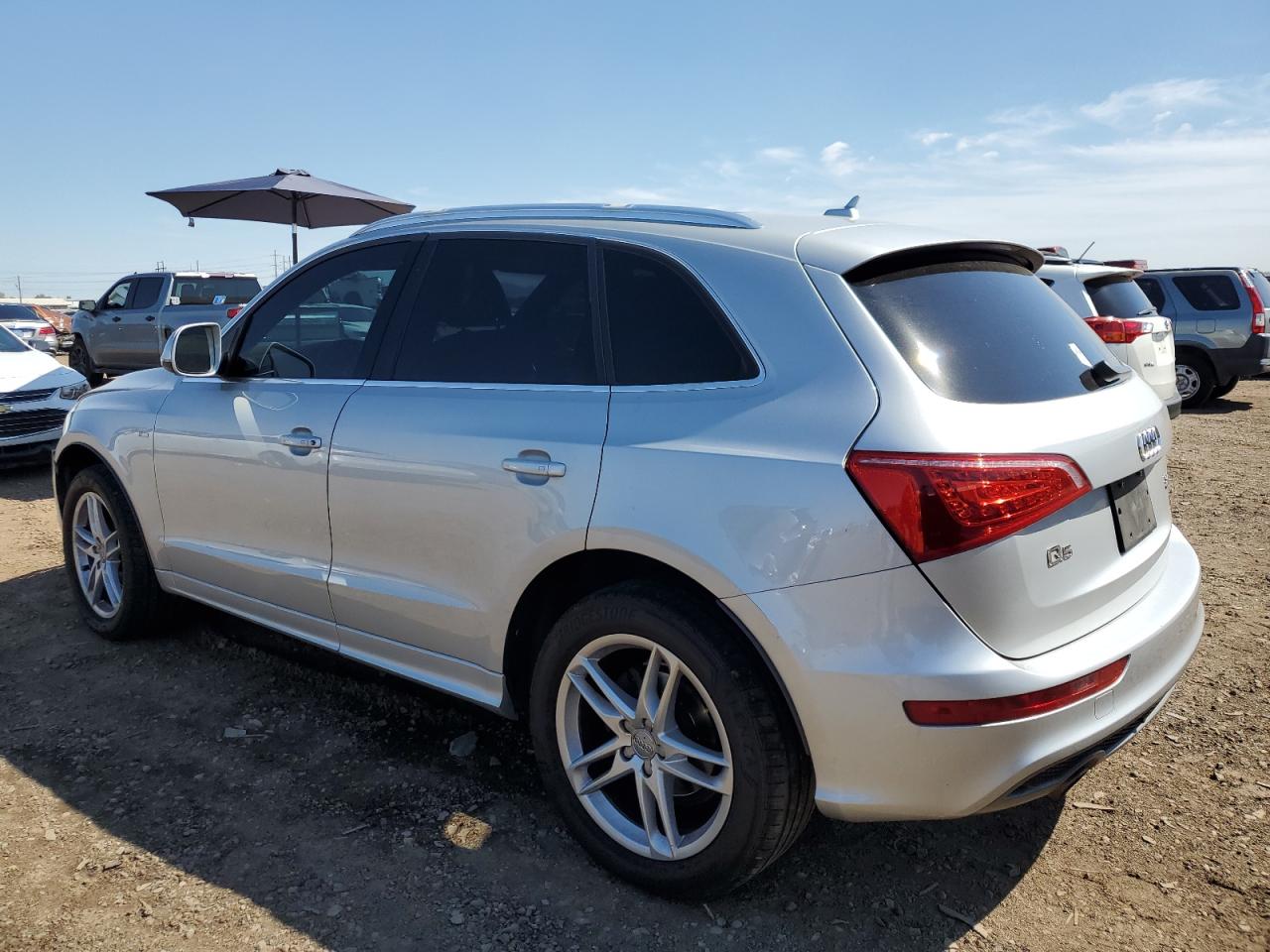 WA1MKAFP4AA103952 2010 Audi Q5 Premium Plus