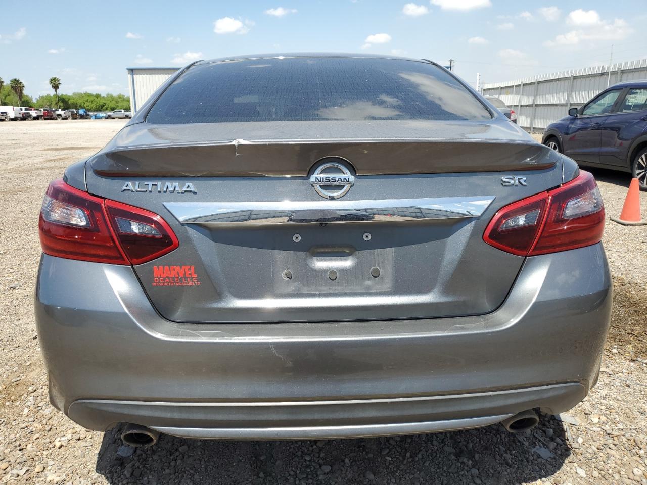 2017 Nissan Altima 2.5 vin: 1N4AL3AP5HC497216