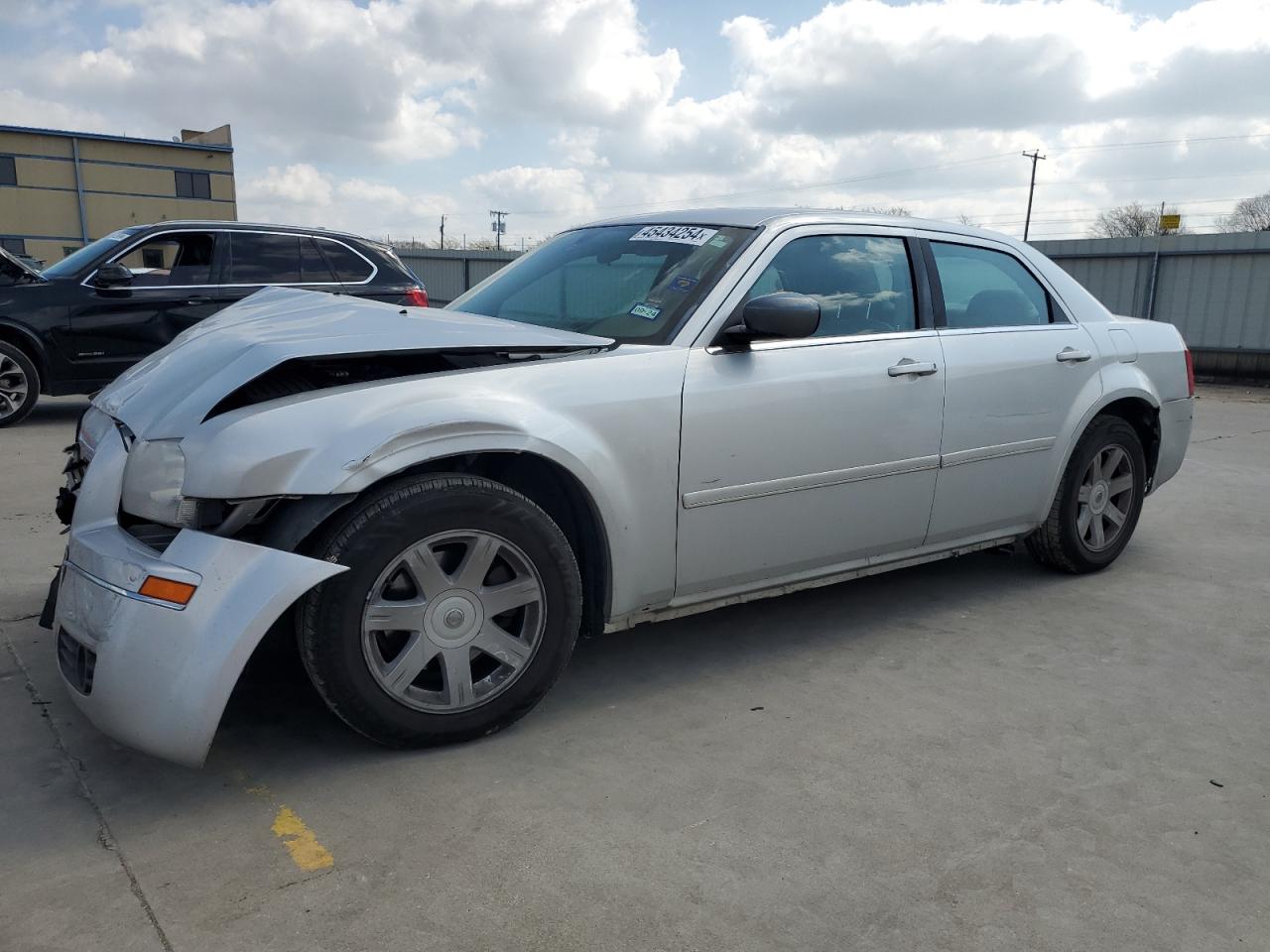 2C3JA53G55H620390 2005 Chrysler 300 Touring