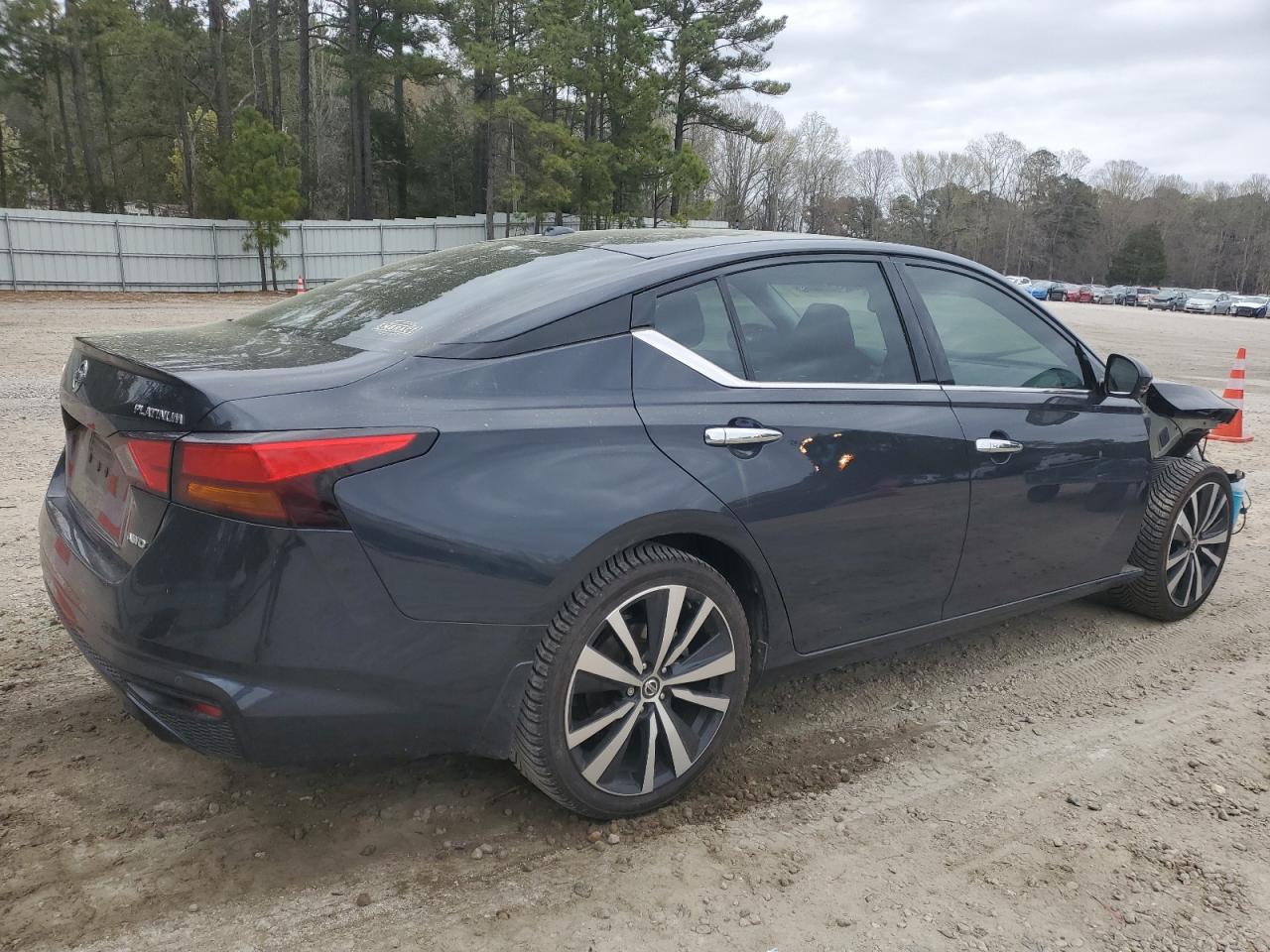 2019 Nissan Altima Platinum vin: 1N4BL4FW4KN300073