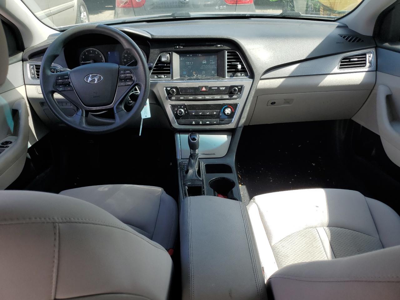 5NPE24AF5HH589815 2017 Hyundai Sonata Se