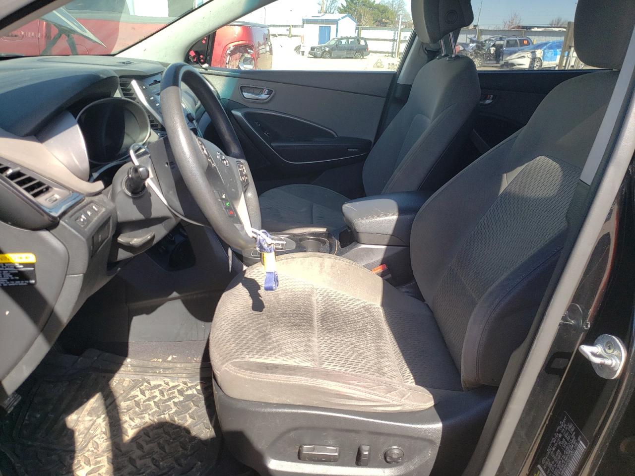 KM8SMDHF2GU158061 2016 Hyundai Santa Fe Se