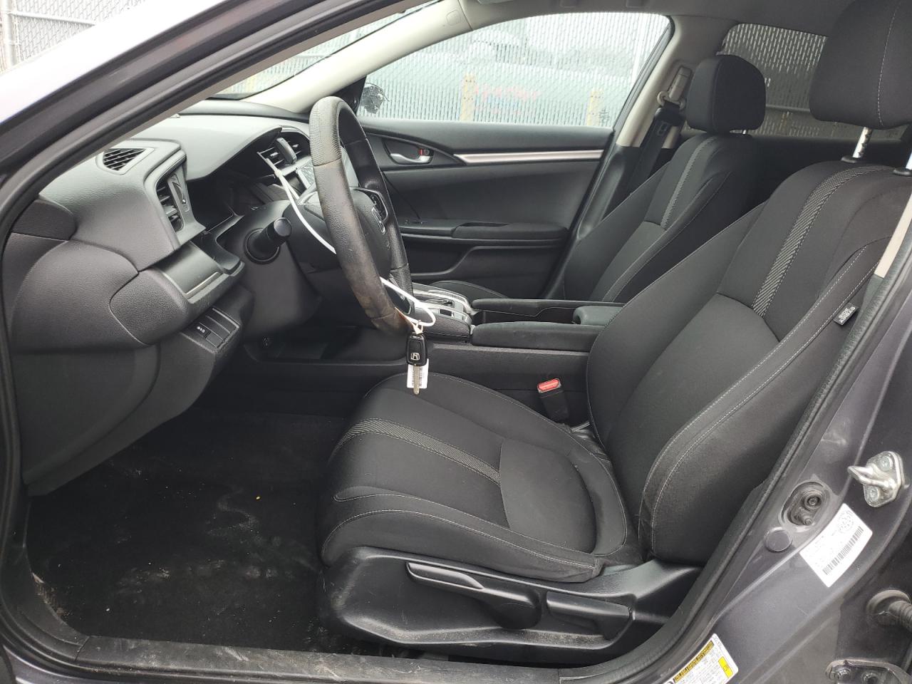 2HGFC2F59JH007852 2018 Honda Civic Lx