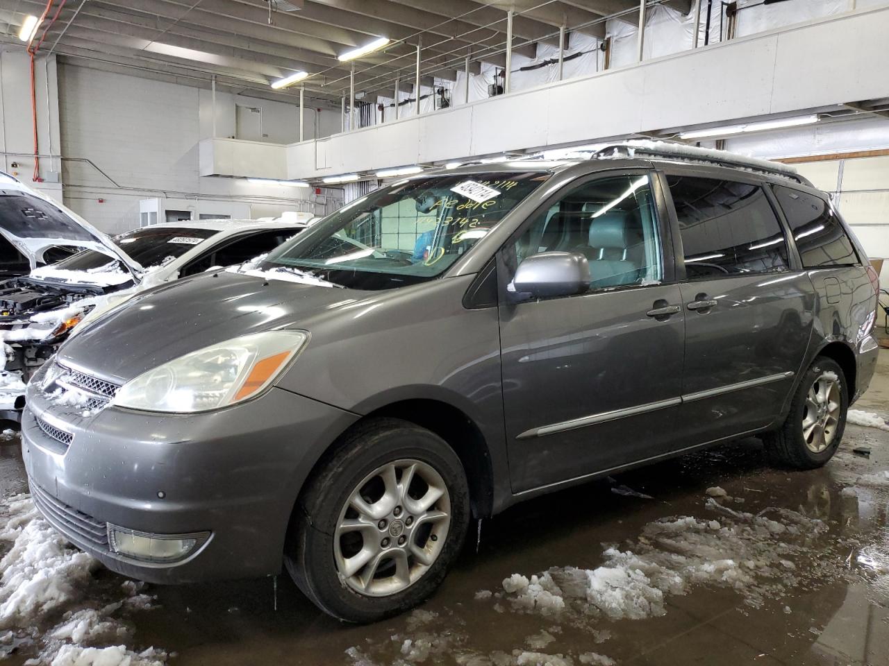 5TDBA22C45S040689 2005 Toyota Sienna Xle