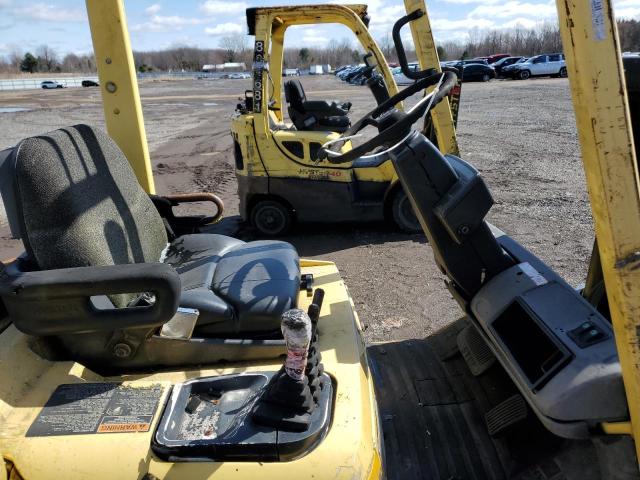 Lot #2421146778 2004 HYST FORKLIFT salvage car