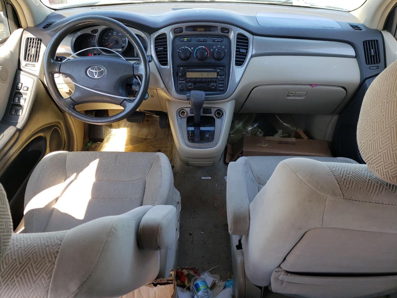 JTEHF21A910037873 2001 Toyota Highlander