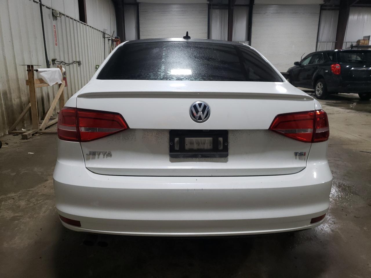 3VWB17AJ5FM427554 2015 Volkswagen Jetta Se