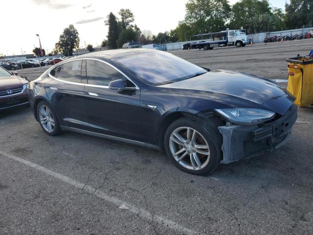 2013 Tesla Model S VIN: 5YJSA1CN1DFP13807 Lot: 46649864