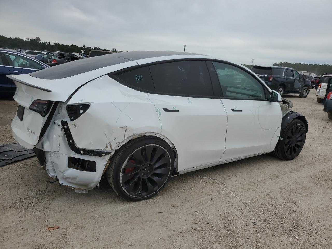 7SAYGDEF9PF775737 2023 Tesla Model Y