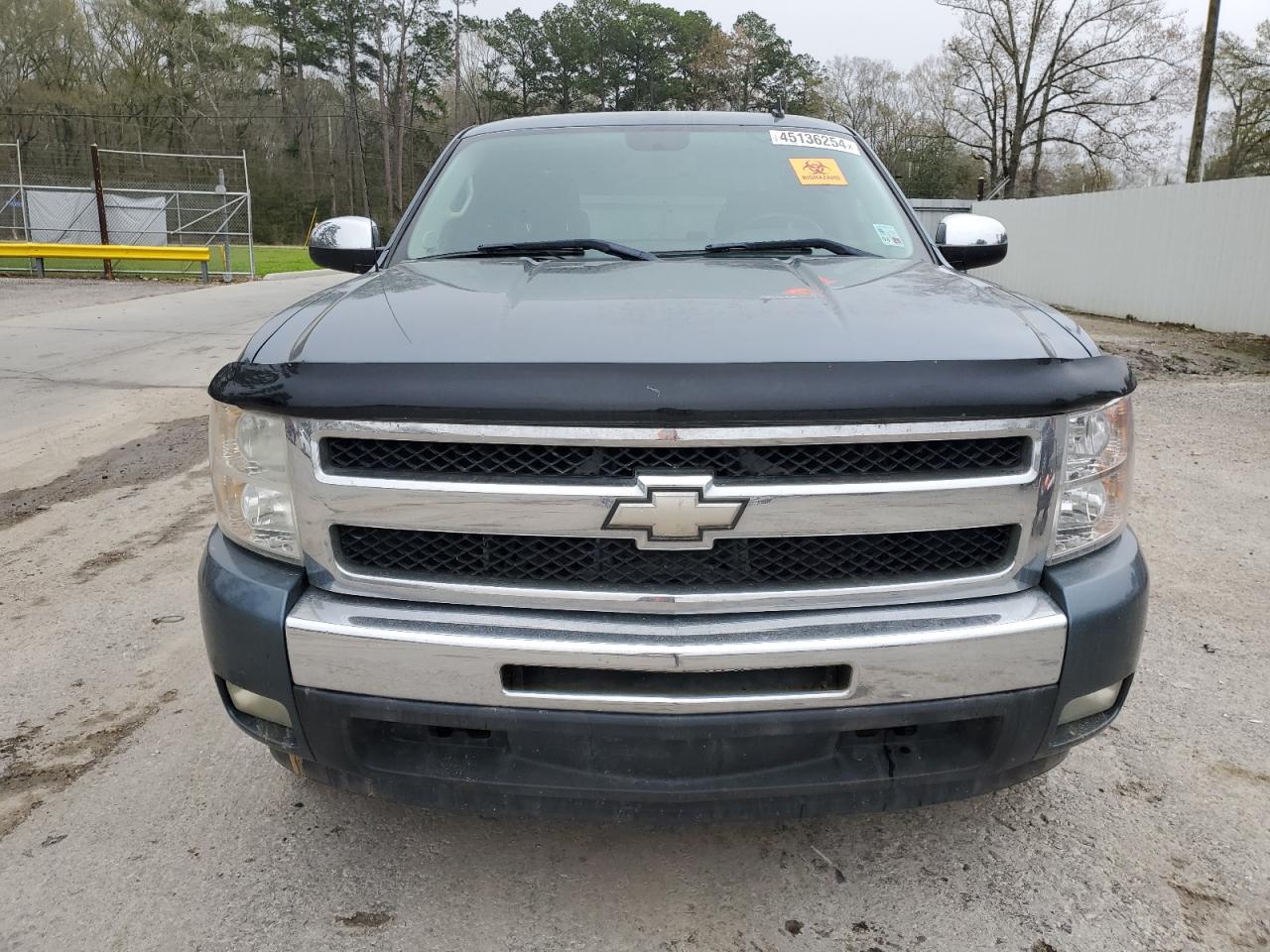 1GCRCSE04BZ302845 2011 Chevrolet Silverado C1500 Lt