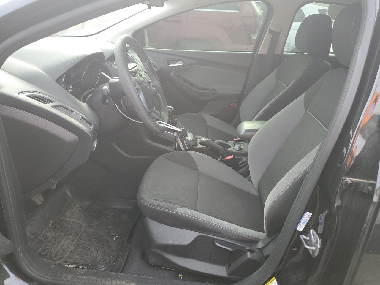 1FADP3K25DL164609 2013 Ford Focus Se
