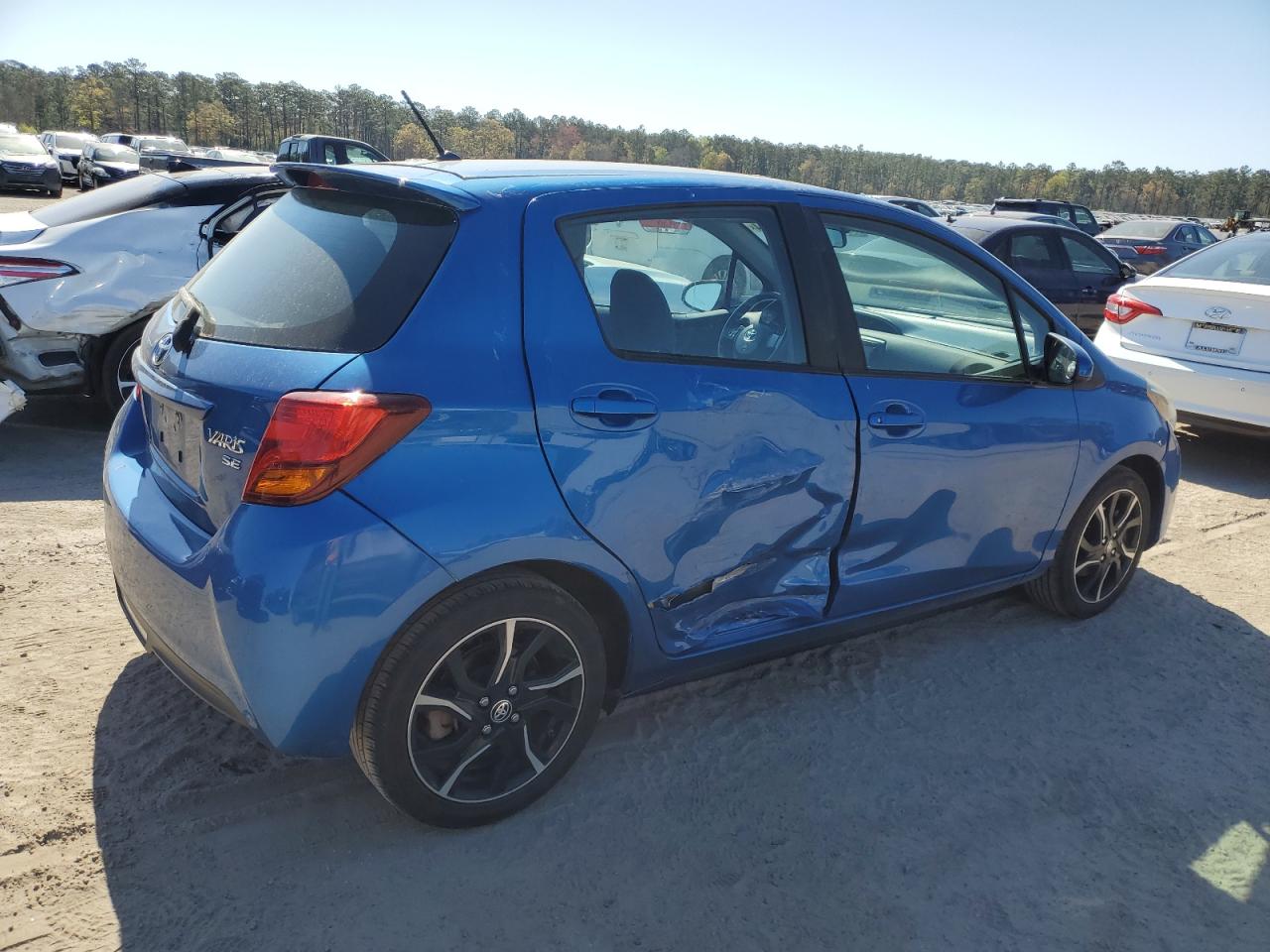 VNKKTUD38GA057411 2016 Toyota Yaris L