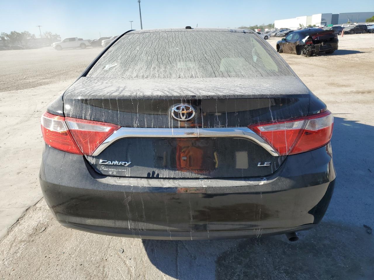 4T4BF1FK8FR482032 2015 Toyota Camry Le