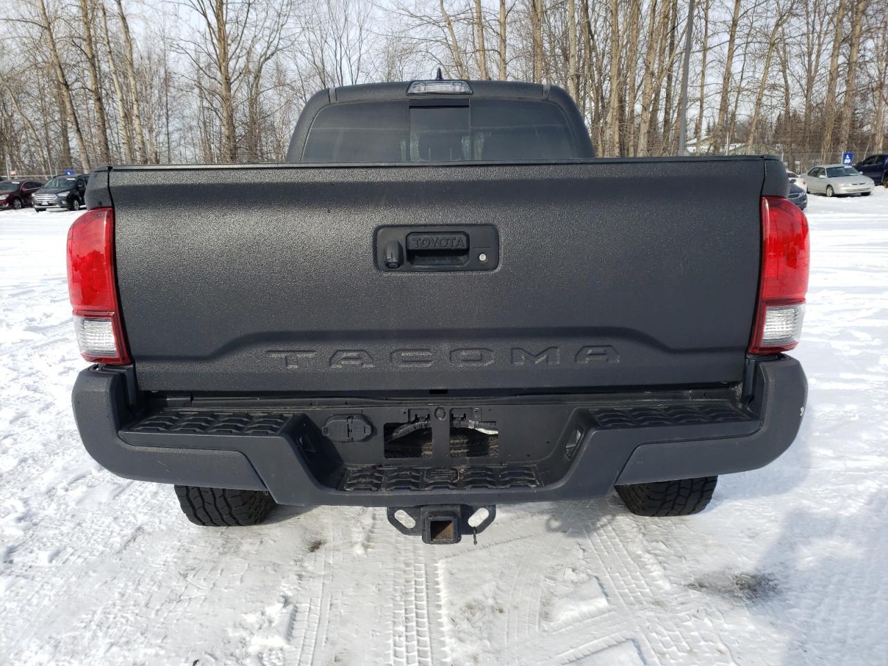 3TMDZ5BN4JM048838 2018 Toyota Tacoma Double Cab