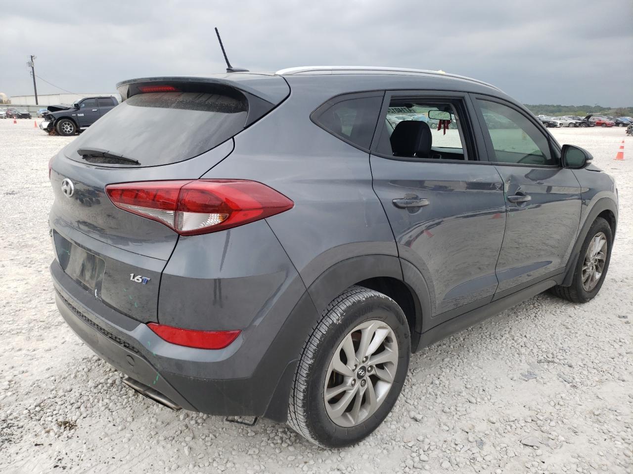 2016 Hyundai Tucson Limited vin: KM8J33A25GU037783