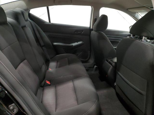 2024 Nissan Altima - Image 10