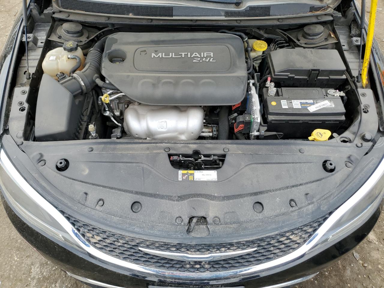 1C3CCCAB0FN711204 2015 Chrysler 200 Limited