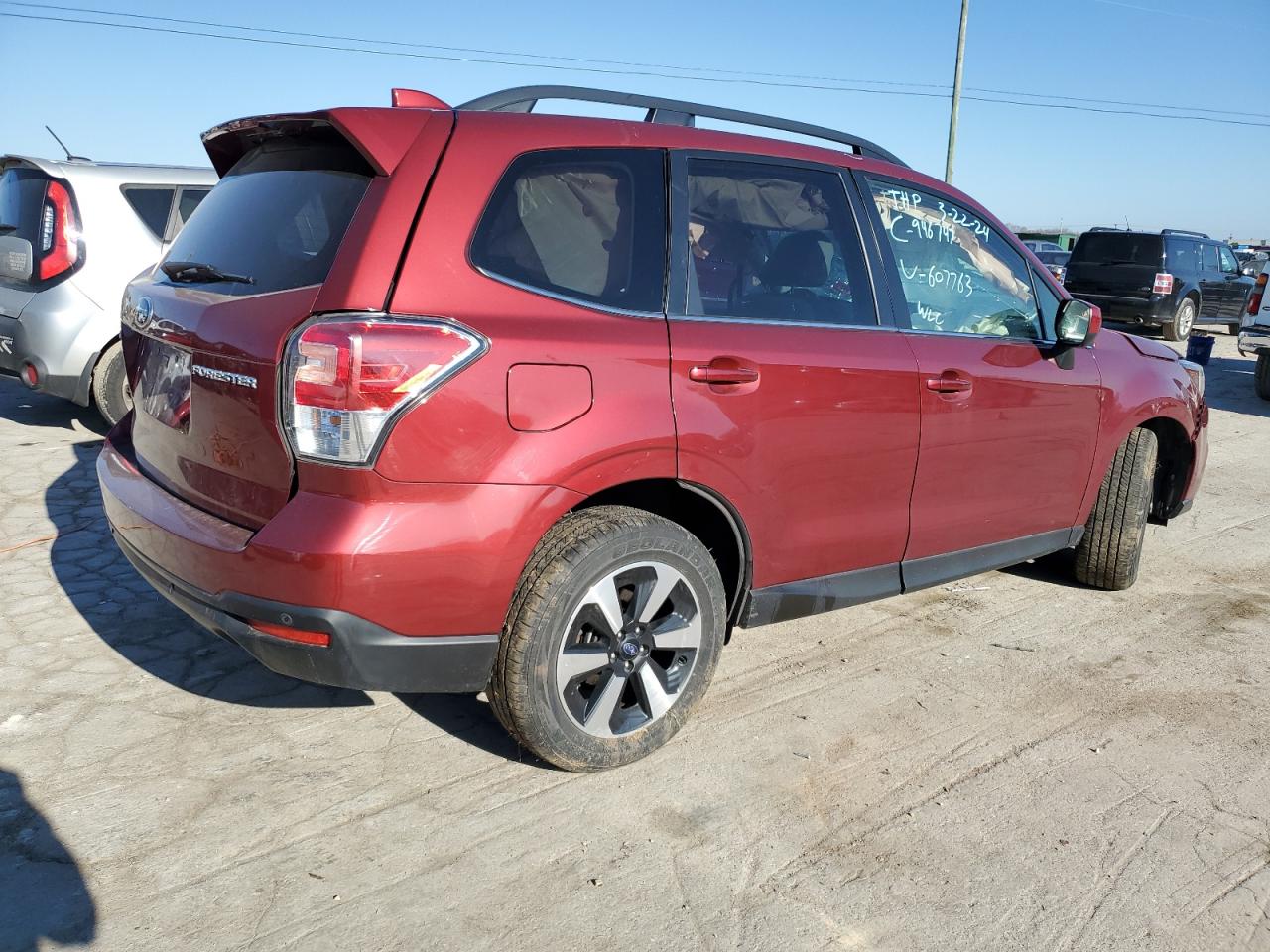 2018 Subaru Forester 2.5I Limited vin: JF2SJARCXJH607763