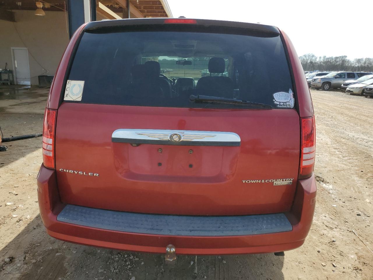 2A8HR541X9R513857 2009 Chrysler Town & Country Touring