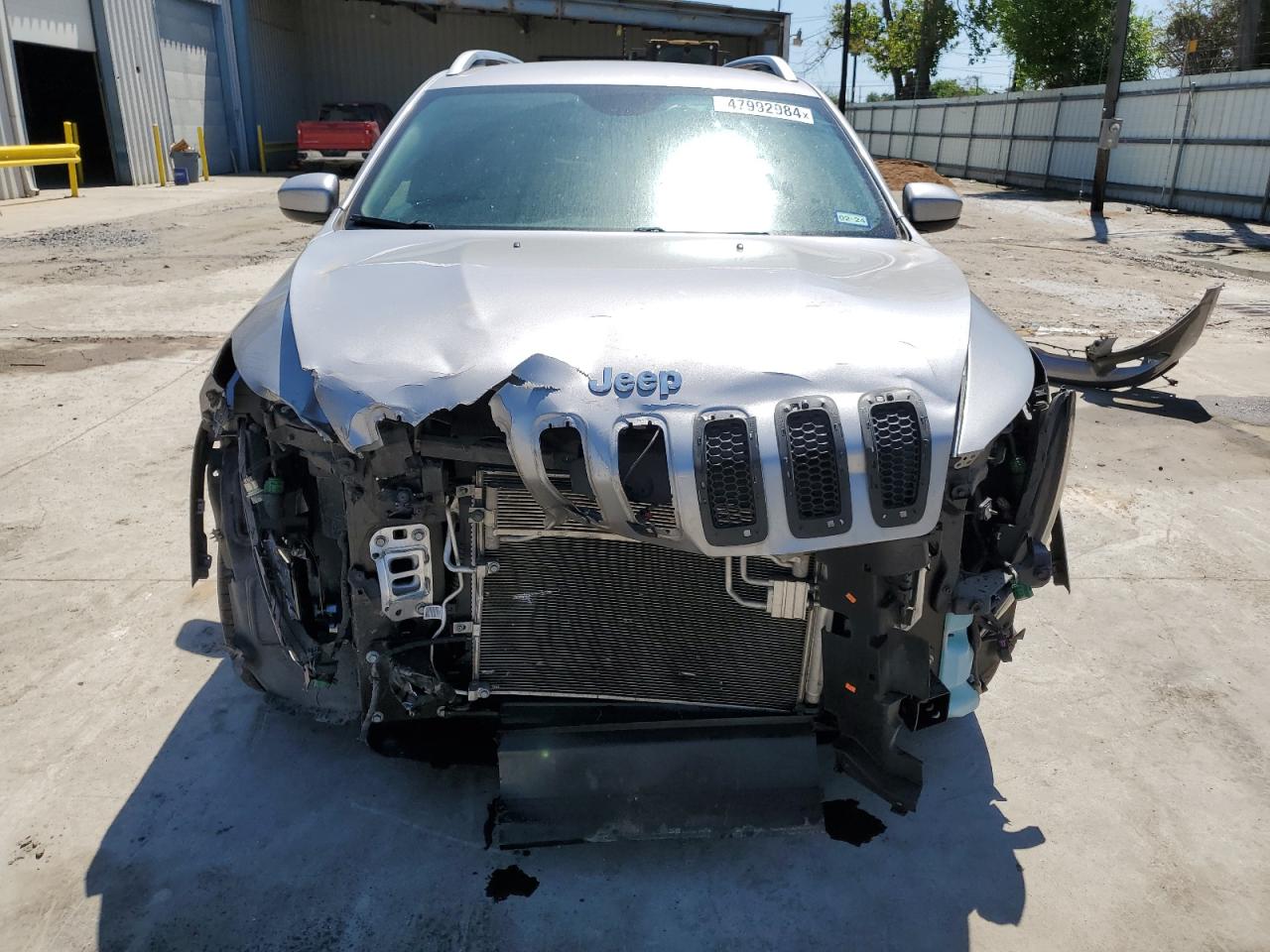 1C4PJLLB1JD503542 2018 Jeep Cherokee Latitude Plus