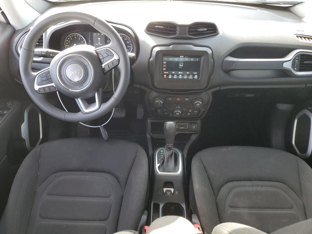 ZACCJABB1JPJ24608 2018 Jeep Renegade Latitude