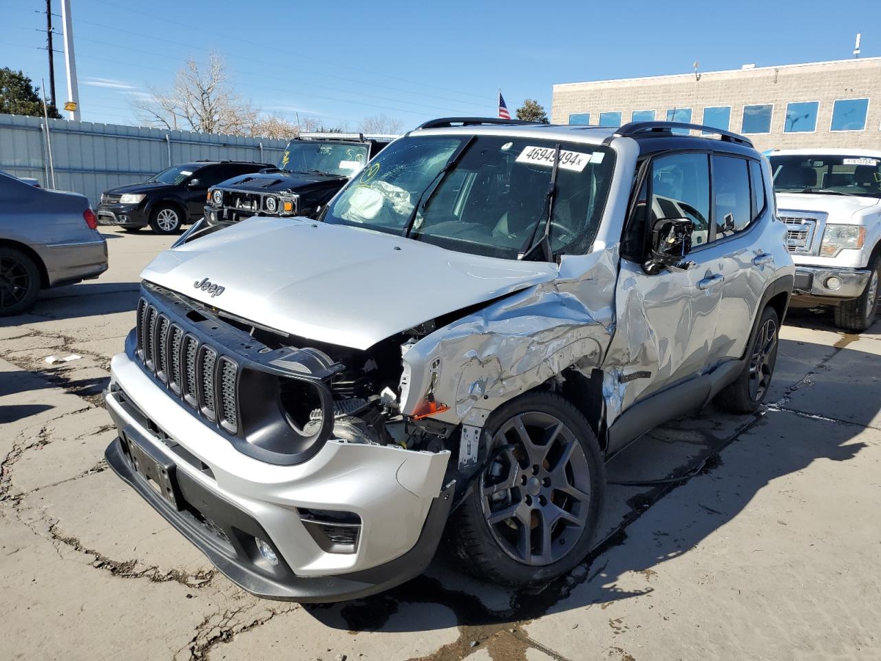 ZACNJBB19LPL46127 2020 Jeep Renegade Latitude