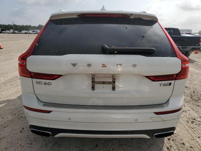 2018 VOLVO XC60 T6 R- YV4A22RM5J1030135