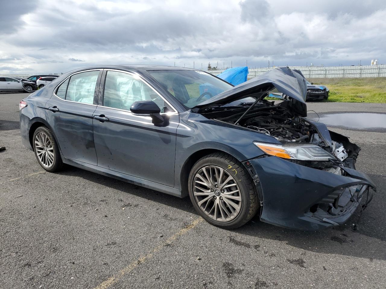 4T1FZ1AKXLU033876 2020 Toyota Camry Xle