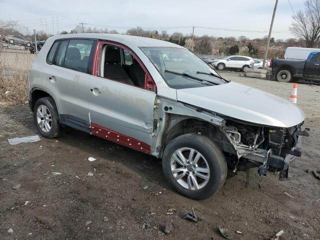 2013 Volkswagen Tiguan S VIN: WVGBV3AX1DW581661 Lot: 48225344