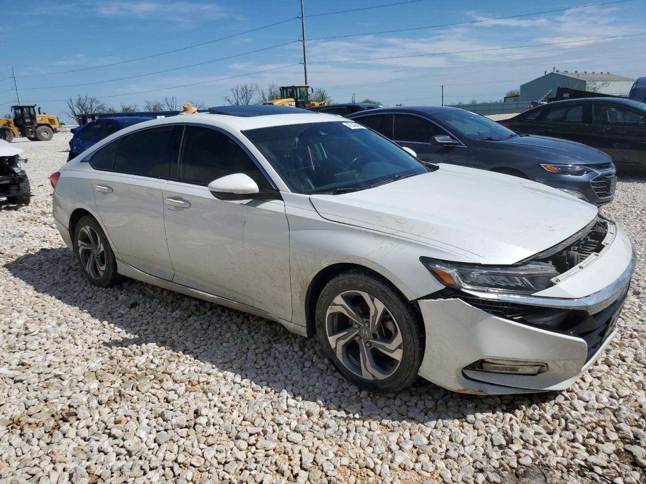 1HGCV1F50JA003825 2018 Honda Accord Exl