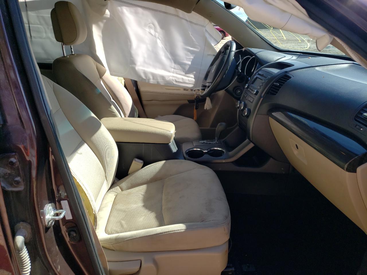 5XYKT3A12CG294959 2012 Kia Sorento Base