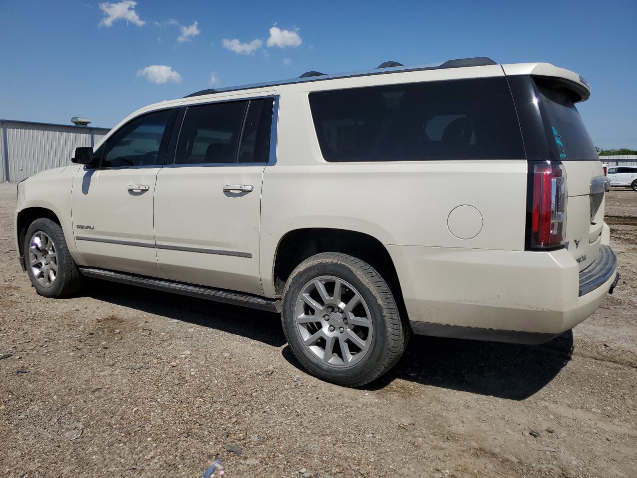 1GKS1JKJ4FR695125 2015 GMC Yukon Xl Denali