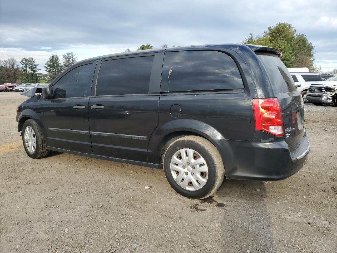 2C4RDGBG4FR600565 2015 Dodge Grand Caravan Se