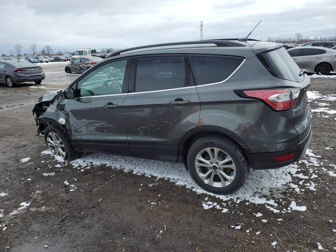 1FMCU0GD0HUD70438 2017 Ford Escape Se