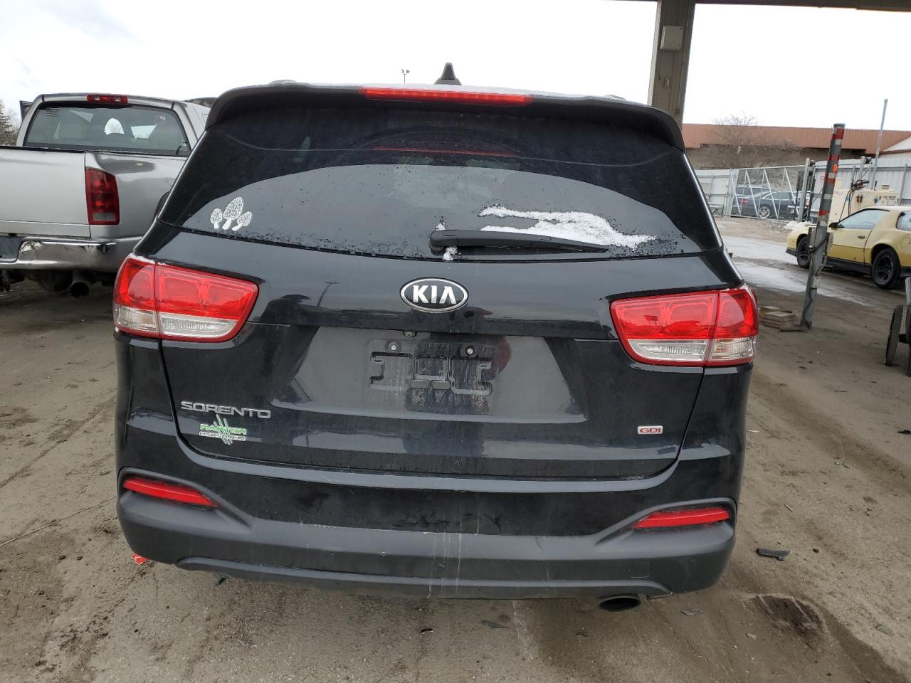 5XYPGDA32GG025545 2016 Kia Sorento Lx