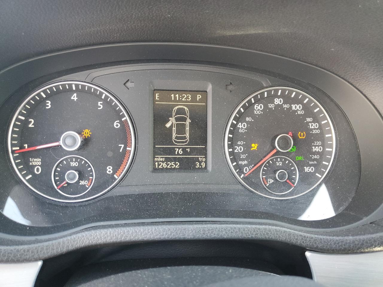 1VWBP7A31CC003026 2012 Volkswagen Passat Se