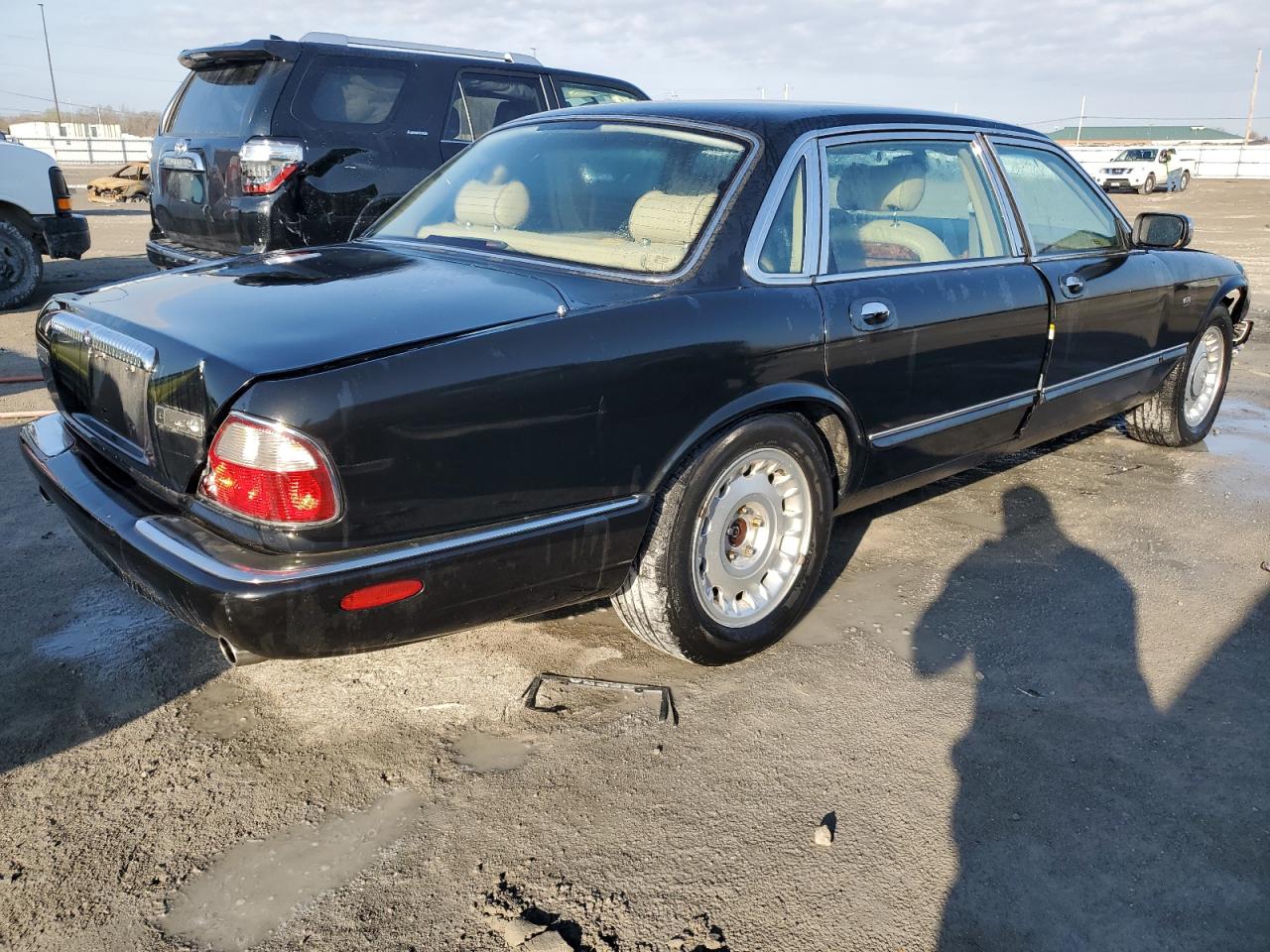 sajda24c6ylf20068 SAJDA24C6YLF20068 2000 Jaguar Vandenplas