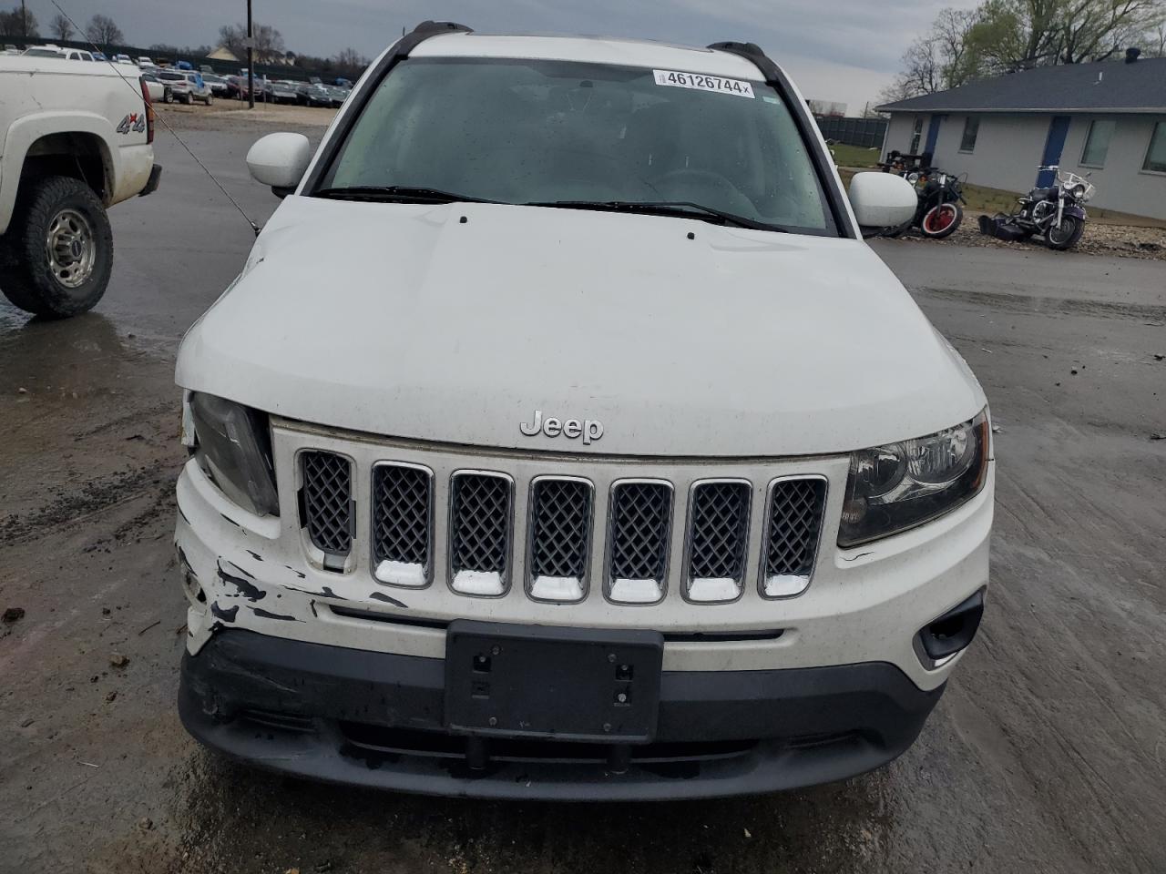 2016 Jeep Compass Latitude vin: 1C4NJDEB8GD798982