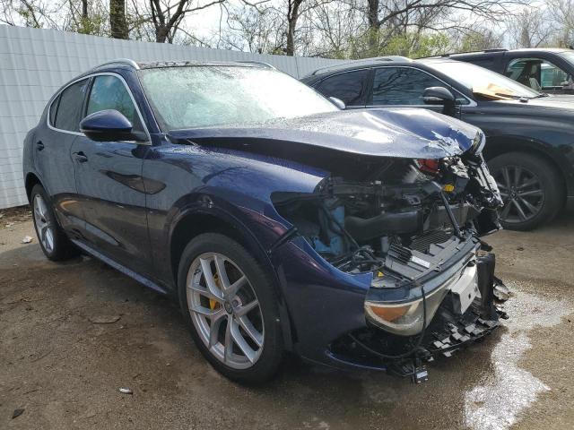 ZASPAKBN0M7D09245 Alfa Romeo Stelvio TI 4